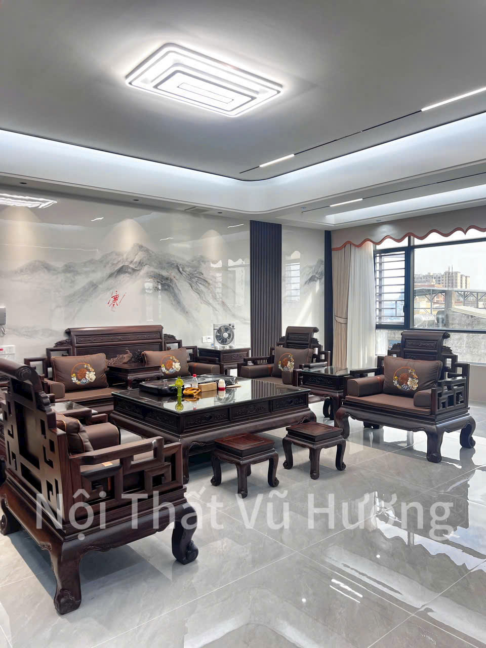 Bộ Bàn Ghế Sơn Thủy Hữu Tình – Đục Tích Phu Thê Viên Mãn